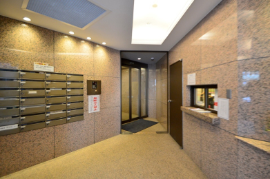 �@�I�[�g���b�N�E�h�ƃJ���������ň��S���Ă��Z�܂����������܂��B