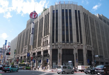 �@���Ǝ{�݂���������V�h�G���A�͎��]�Ԉړ����\�ł��B